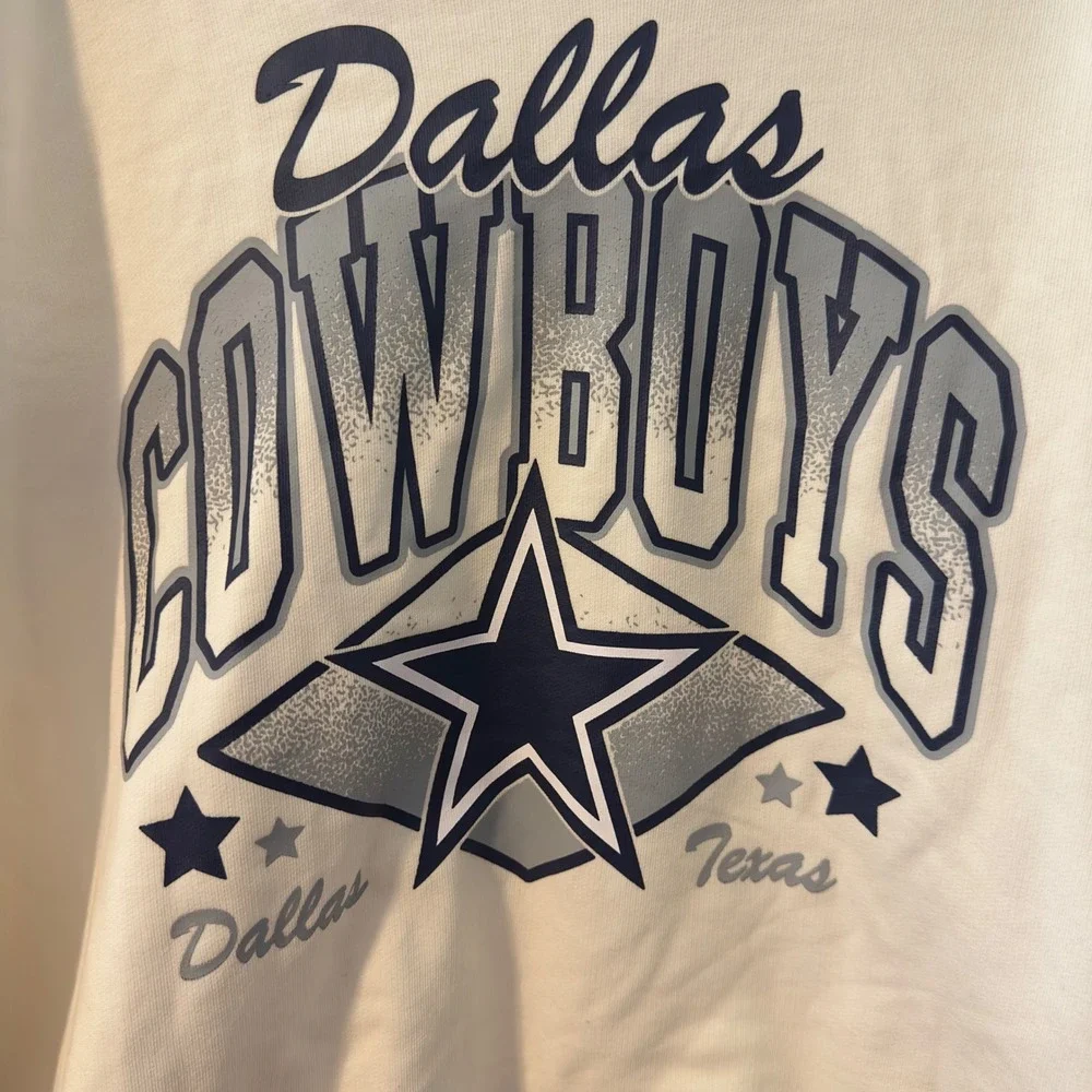 Champion Dallas Cowboys Womens L Cropped Hoodie Cream NFL Star Graphic Large NEW